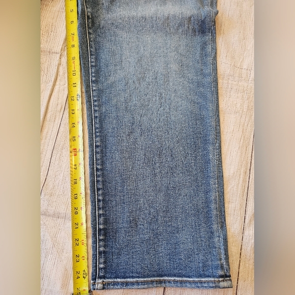 Chico's Women's Size 14R High Rise Straight Leg Crop Jeans Denim - Picture 9 of 9